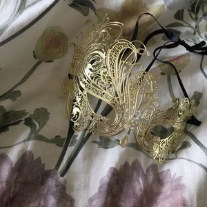Masquerade mask
